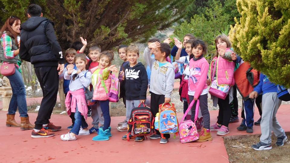 Στιγμιότυπα από την επίσκεψη του 2ου Δημοτικού Σχολείου Καρπάθου επισκέφθηκαν τη Μονή του Αγίου Γεωργίου Βασσών