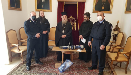 I. MHTΡΟΠΟΛΗ ΚΑΡΠΑΘΟΥ: Παράδοση διασωστικής συσκευής  στην Πυροσβεστική