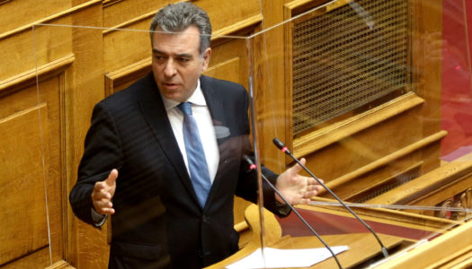 ΜΑΝΟΣ ΚΟΝΣΟΛΑΣ: «Το Υπουργείο Πολιτισμού και Αθλητισμού αξιολογεί την πρόταση του Μάνου Κόνσολα για την κατασκευή ελαστικού τάπητα στίβου στο δημοτικό γήπεδο Καρπάθου»