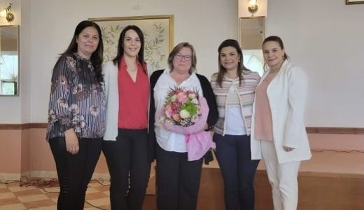 Σήμερα, σε όλο τον κόσμο γιορτάζει η Μητέρα! | Σύλλογος Γονέων και Κηδεμόνων Δημοτικού Σχολείου και Νηπιαγωγείου Καρπάθου