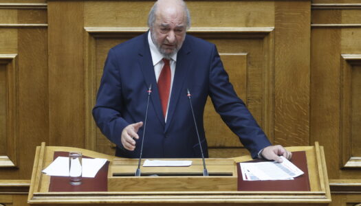 Γιώργος Νικητιάδης: Μισός αιώνας Δημοκρατίας στην Ελλάδα, μισός αιώνας παράνομης κατοχής στην Κύπρο