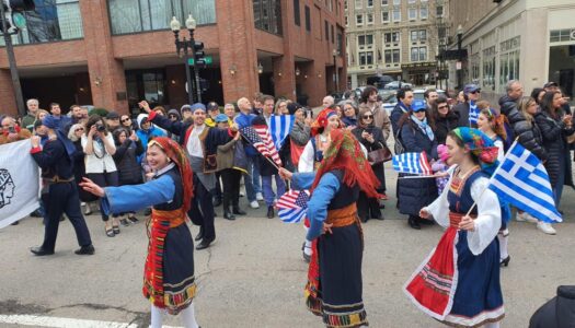 Παρέλαση του Ελληνισμού της Νέας Αγγλίας στη Βοστώνη με Μέγα Τελετάρχη τον Γενικό Γραμματέα Απόδημου Ελληνισμού και Δημόσιας Διπλωματίας, Γιάννη Χρυσουλάκη