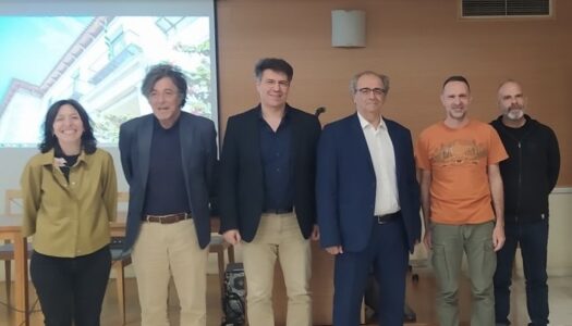 Συνεργασία της Ιατρικής Σχολής του Ε.Κ.Π.Α. με Διευθυντή τον Κοσμήτορα της Σχολής Επιστημών Υγείας του Ε.Κ.Π.Α. Καθηγητή Χειρουργικής κ. Εμμανουήλ Πικουλή, από το Όθος Καρπάθου, με το Τμήμα Γεωγραφίας  του Χαροκόπειου Πανεπιστημίου στο πλαίσιο των ακαδημαϊκών δράσεων του Π.Μ.Σ. «Παγκόσμια Υγεία – Ιατρική των Καταστροφών» της Ιατρικής Σχολής του Ε.Κ.Π.Α.
