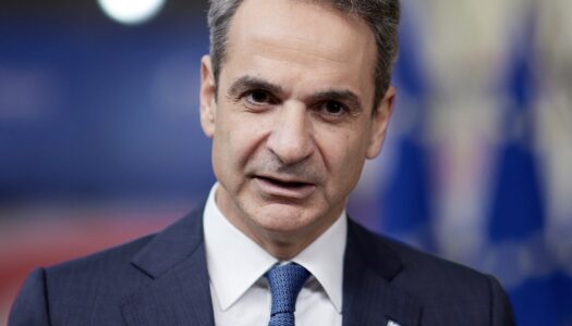Κυριάκος Μητσοτάκης Πρωθυπουργός της Ελλάδας:Με θλίψη και σεβασμό αποχαιρετώ τον Κώστα Σημίτη