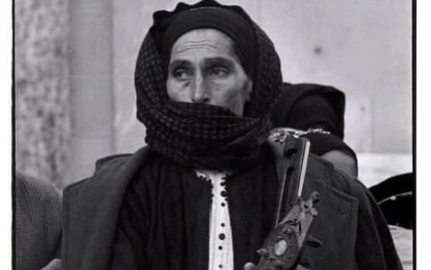 Μόρφη Διακογεωργίου: Η Θετεκούλα του Μωραΐτη|Ο αείμνηστος φωτογράφος Κωνσταντίνος Μάνος, χάρισε στην στιγμή το βάθος της αιωνιότητας