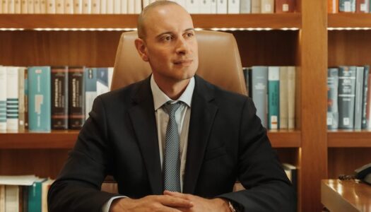 Κακουργηματικές κατηγορίες για τους φερόμενους ως εμπλεκόμενους στο σκάνδαλο της Πολεοδομίας της Ρόδου