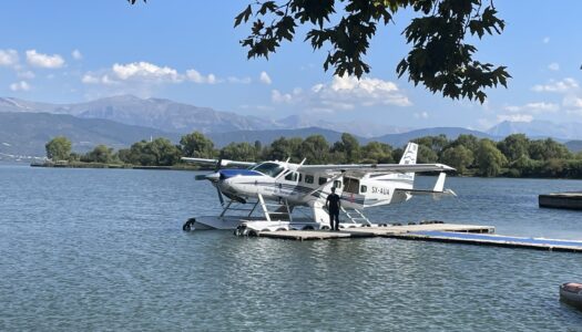 Η Ελλάδα έτοιμη για πτήσεις με υδροπλάνα – Αρνητική γνωμοδότηση σε Μήλο και Σαντορίνη από Ναυτιλίας