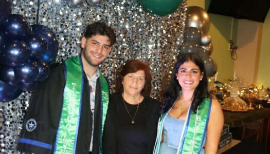 Φανή Μαραγκάκη: Ευχές στα αγαπημένα μου εγγόνια  Μανώλη & Άννα Β. Μαραγκάκη για την αποφοίτηση τους από το Παν/μιο Texas A&M Business Marketing