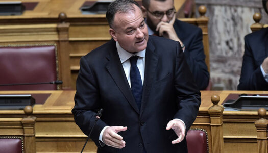 Κοινοβουλευτική παρέμβαση του Γιάννη Παππά για τις χρεώσεις μισθωμάτων αιγιαλού σε επιχειρήσεις