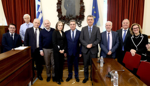 ΜΑΝΟΣ ΚΟΝΣΟΛΑΣ: «Πρόταση νόμου ετοιμάζει το ΤΕΕ για να απλοποιηθεί το πλαίσιο εκτέλεσης έργων για να αντιμετωπιστεί το πρόβλημα της διάβρωσης των ακτών»