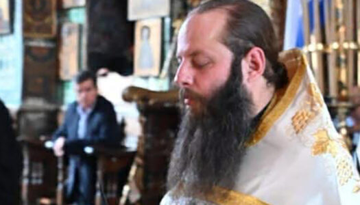 Ο Αρχιμανδρίτης Αμβρόσιος Μαναρουλάς Πρωτοσύγκελος στον Ιερό Ναό Μητροπόλεως Καρπάθου και Κάσου