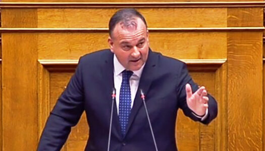 Γιάννης Παππάς στη Βουλή: Παρέμβαση για τον αιγιαλό και τις καθυστερήσεις στις αρχαιολογικές γνωμοδοτήσεις
