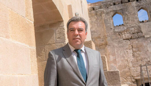 Μάνος Κόνσολας: «Σχεδιασμός για την αξιοποίηση των διαθέσιμων πόρων για τα επόμενα 8 χρόνια για την περιφερειακή ανάπτυξη και τη στήριξη της οικονομίας και των υποδομών των νησιών μας»