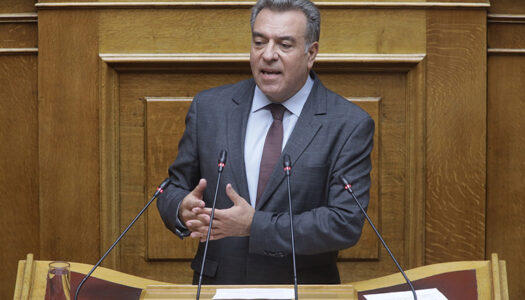 Μάνος Κόνσολας: Ανθρώπινες συνθήκες και ωράρια για τους επαγγελματίες οδηγούς φορτηγών Δ.Χ. στη Ρόδο